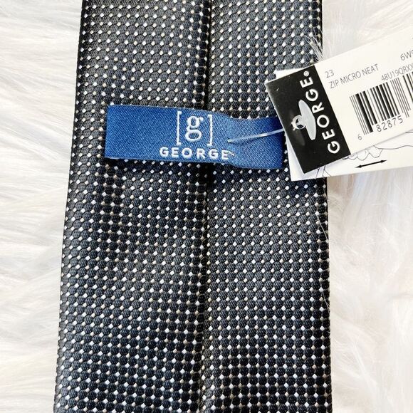 George Zip Micro Neat Dotted Tie Black - Picture 4 of 6